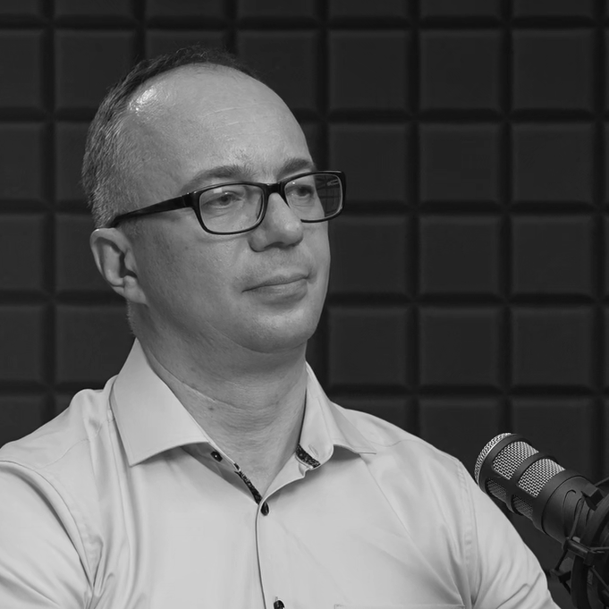 Михаил Александров